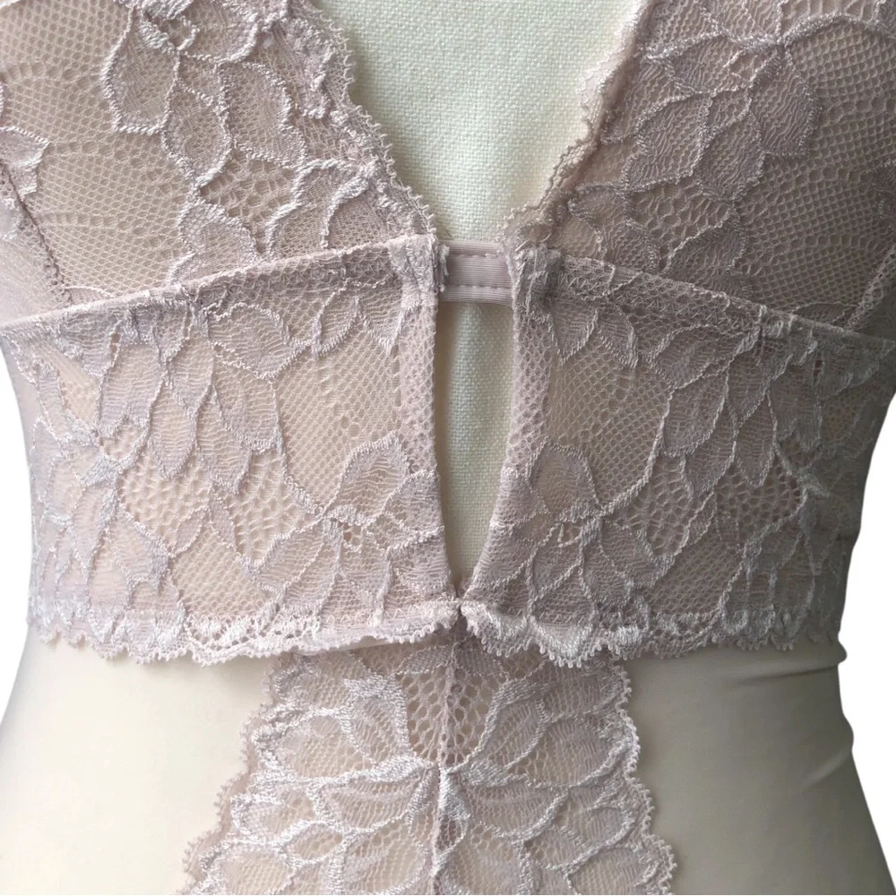 Maidenform Cream Shapewear Bodysuit with Lace Detailing - Picture 5 of 9
